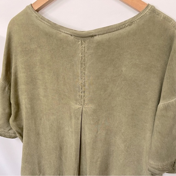 Jane + Delancey Drop Shoulder Short Sleeve Tee Scoop Neck High-Low Top - Picture 4 of 8